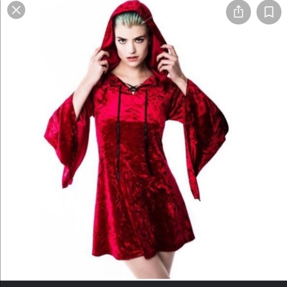 KILLSTAR VELVET HOODED WITCH DRESS/SMALL